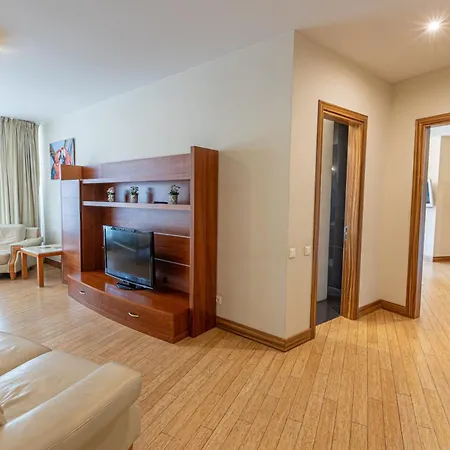 Royal Whith Free Parking * Riga