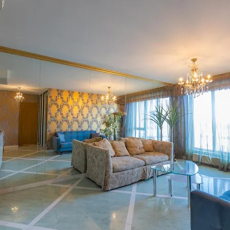 Royal Whith Free Parking Riga