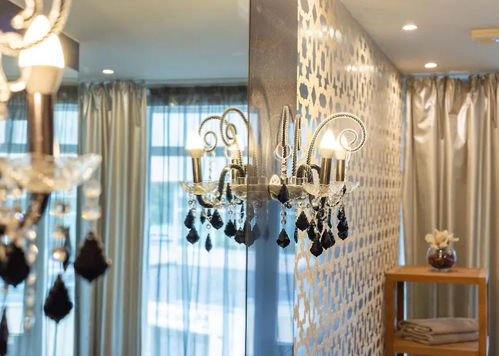 Royal Whith Free Parking Apartment *