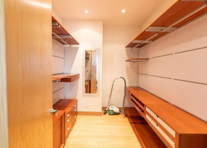 Royal Whith Free Parking Apartment *