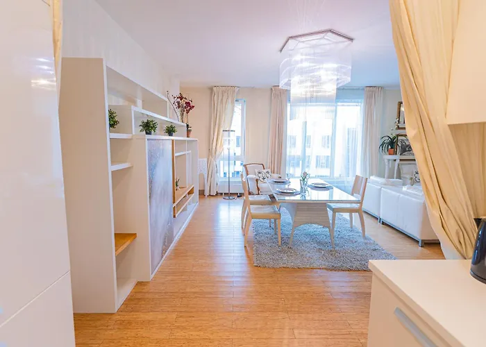 Royal Whith Free Parking Riga