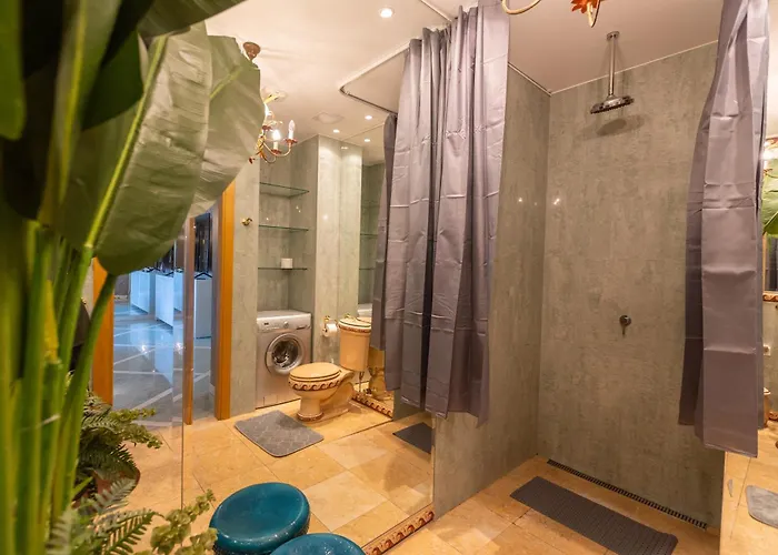 Royal Whith Free Parking * Riga