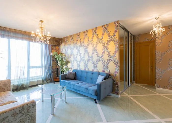 Royal Whith Free Parking *