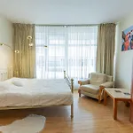 Royal Whith Free Parking Dzīvoklis *