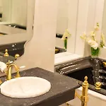 Dzīvoklis Royal Whith Free Parking