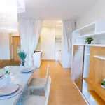 Royal Whith Free Parking Dzīvoklis