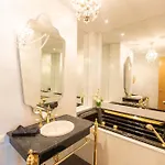 Royal Whith Free Parking Riga