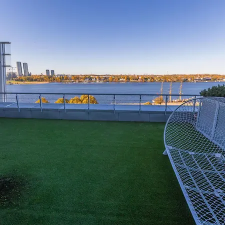 Royal Whith Free Parking