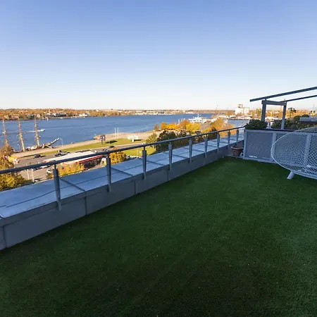 Royal Whith Free Parking