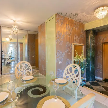 Royal Whith Free Parking * Рига